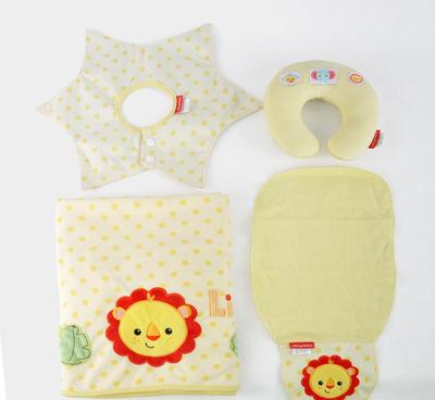 美泰寶寶出行全攻略 吸汗巾、口水巾、U型枕與防風毯的組合奧秘